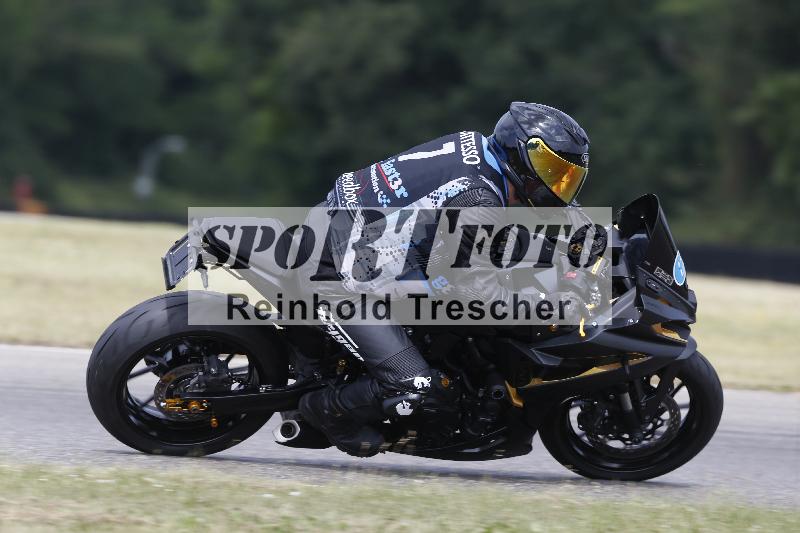 /30 23.06.2025 Get Faster Caremotion ADR/Rider Academy gruen/64